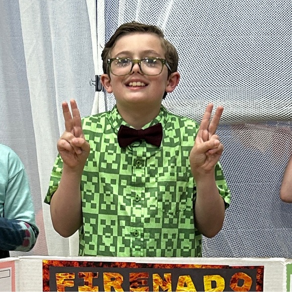 Meet your Posher, Carina - Picture 2 of 6